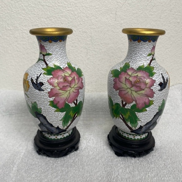 Vintage Chinese Traditional White Floral Bird Set of 2 Small Vases Contemporary - Picture 1 of 16